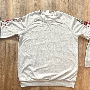 Floral Embroidery Sweater Size M